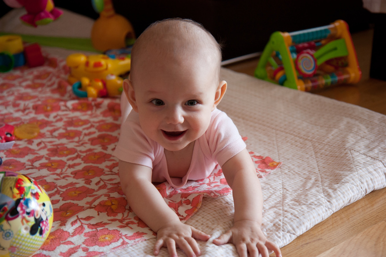 Восемь месяцев моей булочке и 29 годиков мне)))))) Оченьмногофотопост.