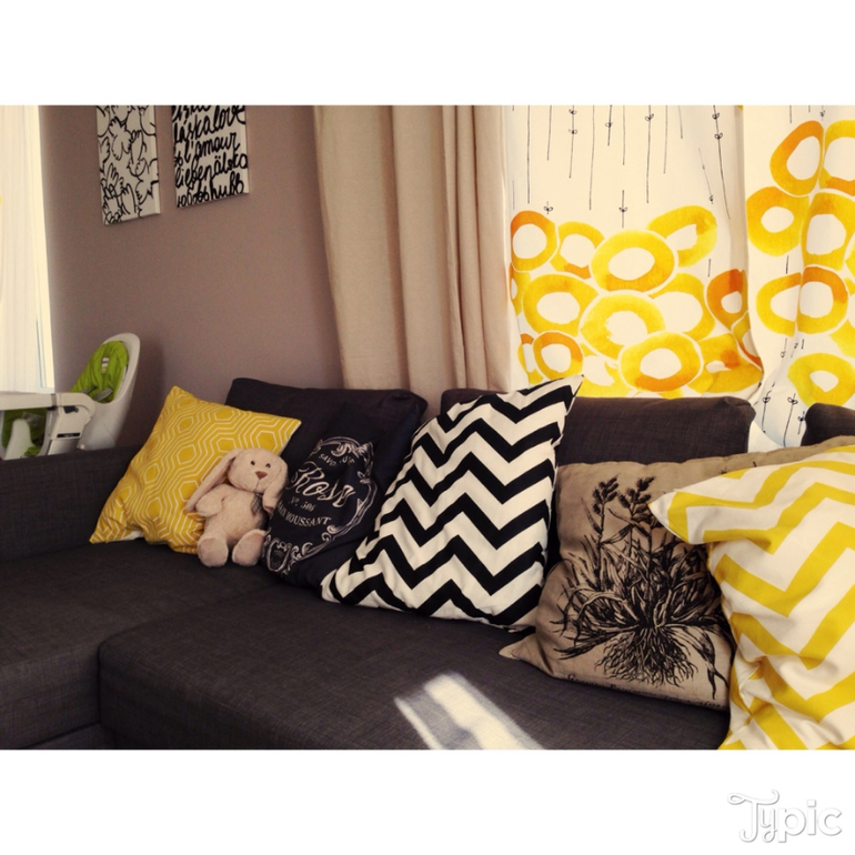 Весенние обновление гостиной.