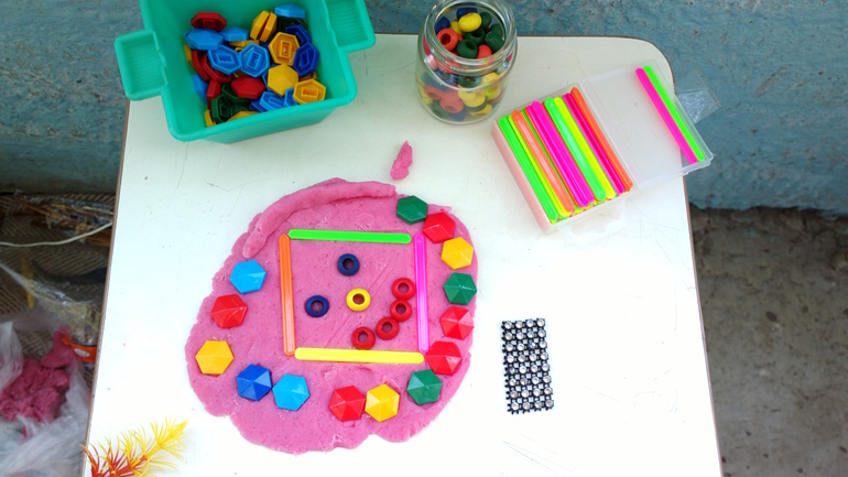 Супер мягкая отличная масса для лепки.