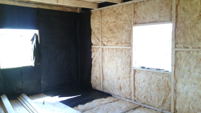 Земля в Москве