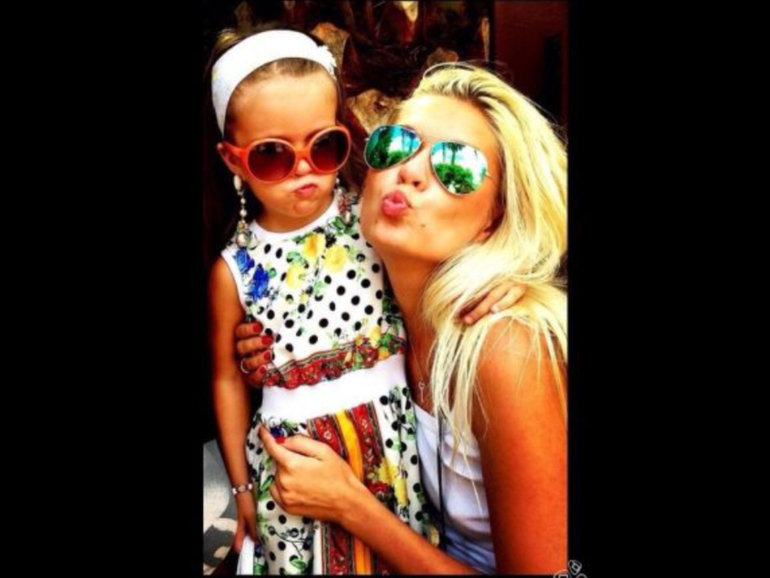 Моднющее платишко!!Dolce & Gabbana; размер 6 почта