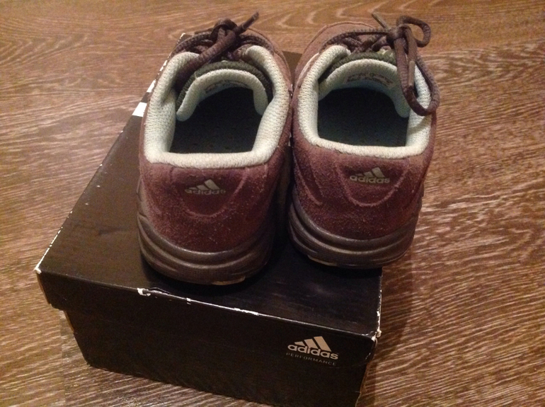 Обувь б/у для мальчика и девочки,размеры разные;почта