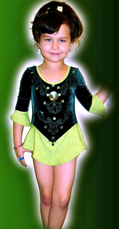 Карнавальные костюмы для деток.