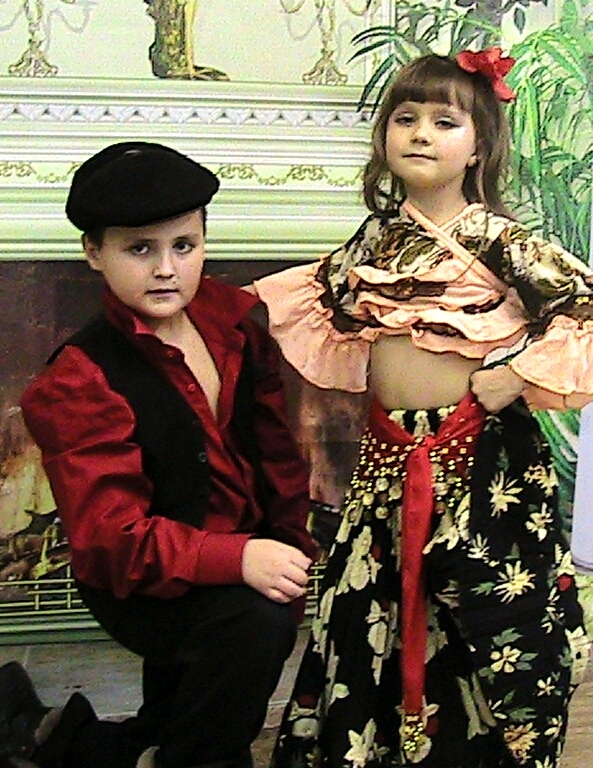 Карнавальные костюмы для деток.