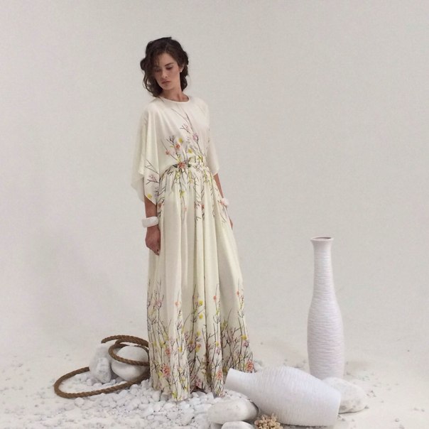 Платье в наличии, размеры - XS, S, M. Цена - 6000 руб.