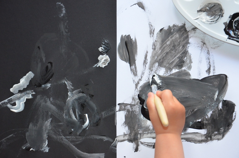 Художка №9. Черно-белое.