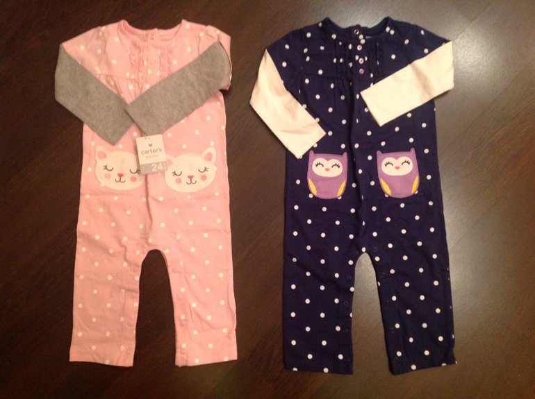 Распродажа CARTERS и OSHKOSH; скидка при покупке 3-5 вещей