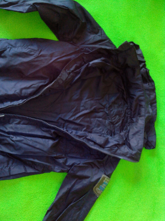 Ветровка из Франции и кофта с капюшоном Qwelle на мальчика б/у