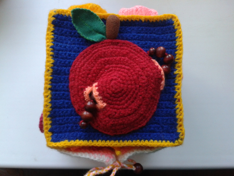 Наш развивающий кубик.