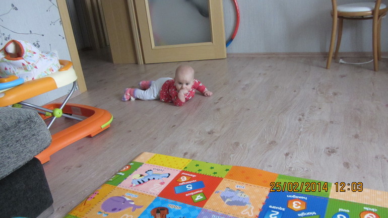 Когда ребенок поползет...