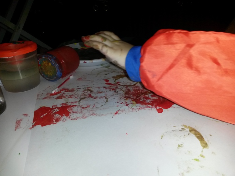 Рисование ватными палочками и банками из-под пюрешек))