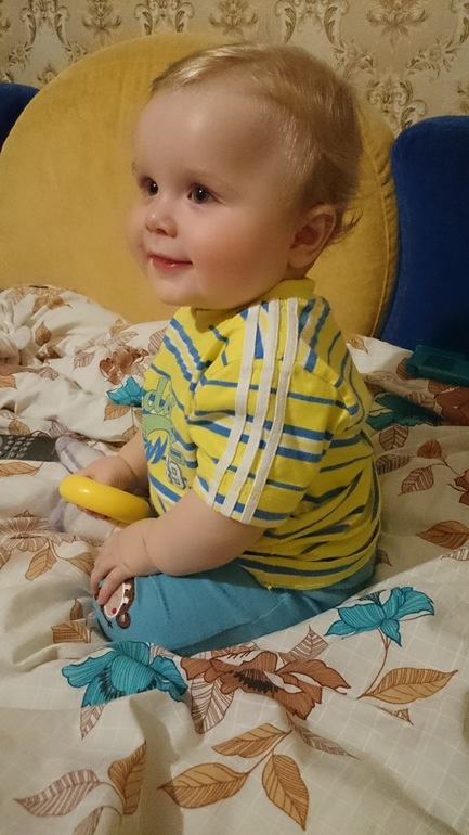 8 мес и 15 дней. Много фото под катом!)) МАМИН МУЖЧИНА!!!