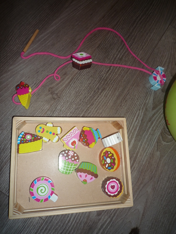 Наши игрушки от года и восьми весяцев и до....