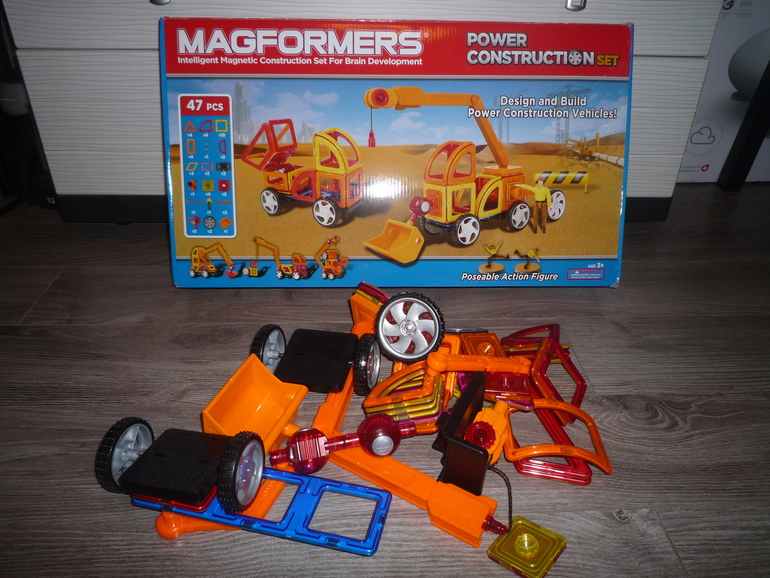 Наши игрушки от года и восьми весяцев и до....