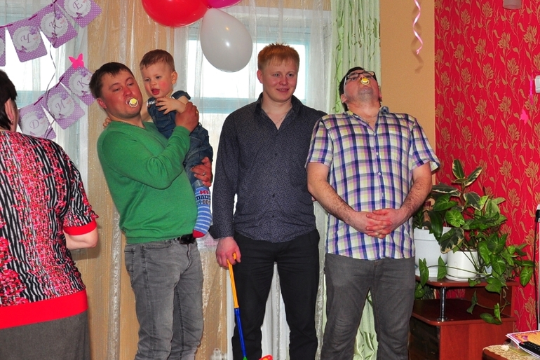 Наш ПЕРВЫЙ ДЕНЬ РОЖДЕНИЯ!!!