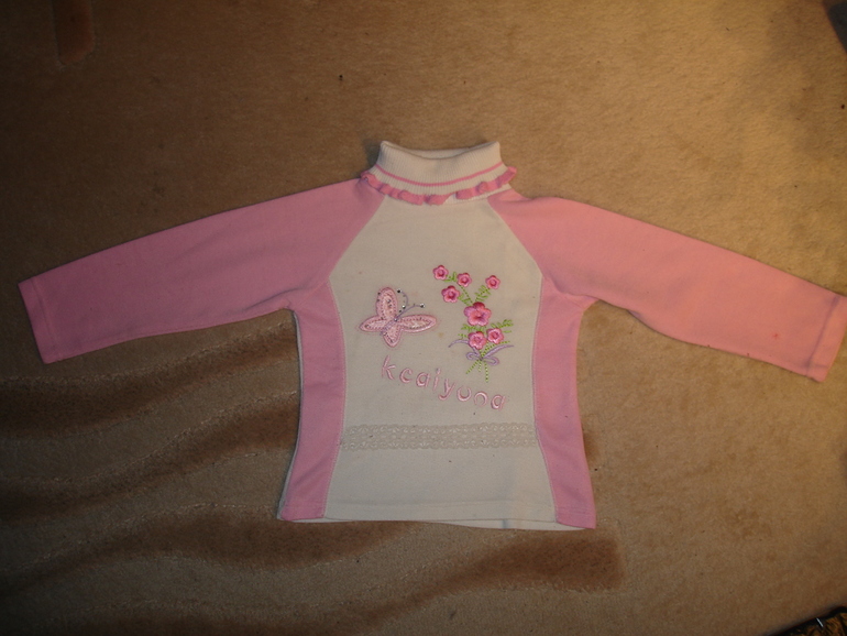 Отдам д/д: 98-104, 0-3 мес,валенки 17 см; д/м:белье 104-110,комплект 122,ботинки 34 р-р, рез.сапожки 25 и 26, Каховская/Севастопольская