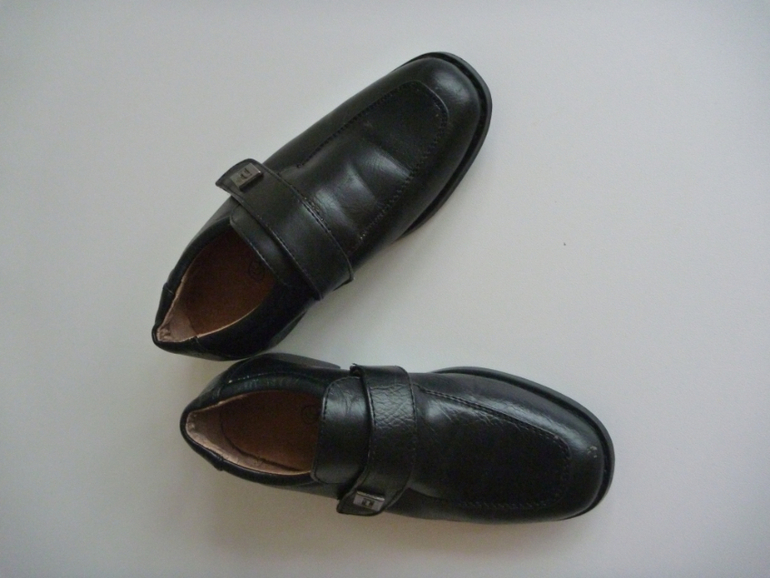 Туфли на мальчика на 26 размер