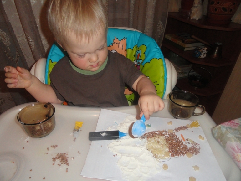 На улице -25, время творчества.