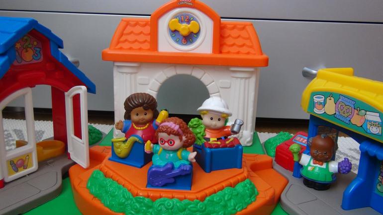 Фирменные игрушки Fisher Price  и другие. Регион.Почта. Все продано..