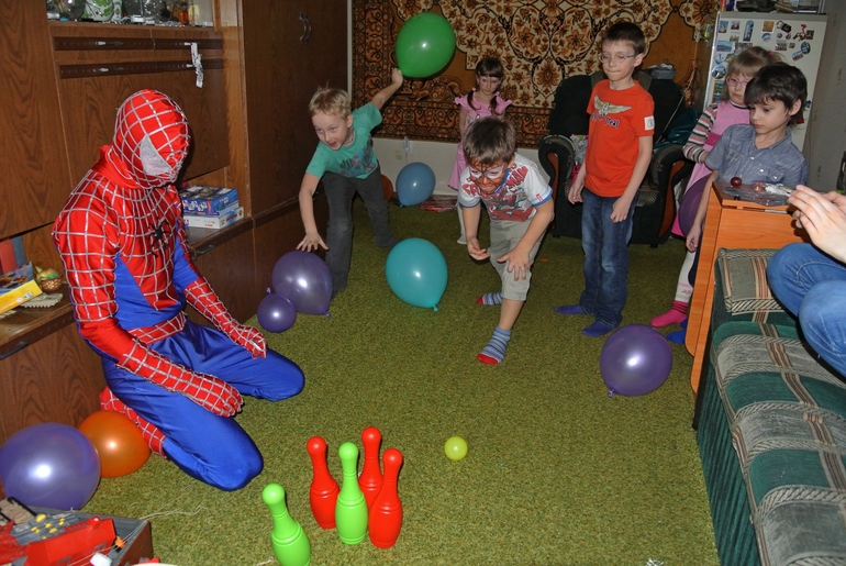 А у нас в квартире... Человек-паук!