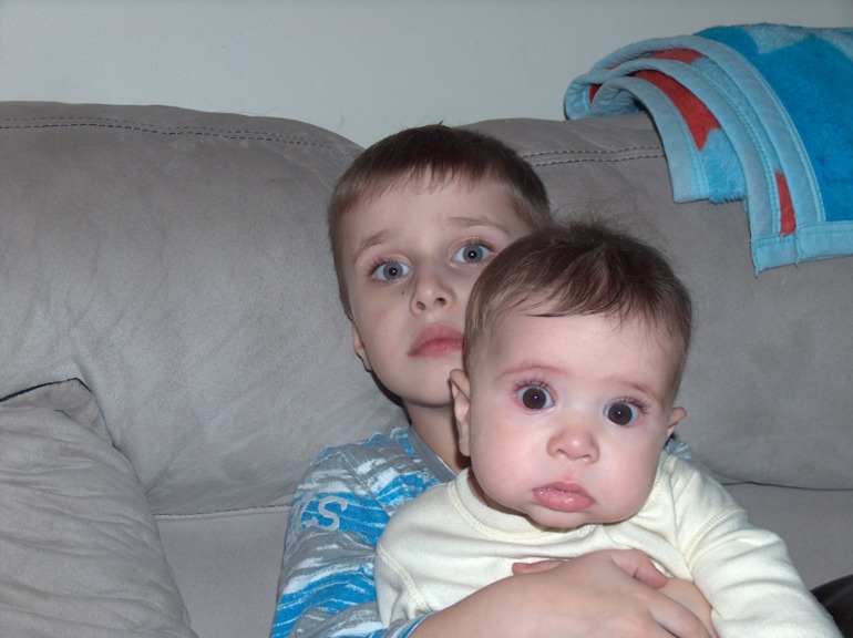 Нам 6 месяцев.