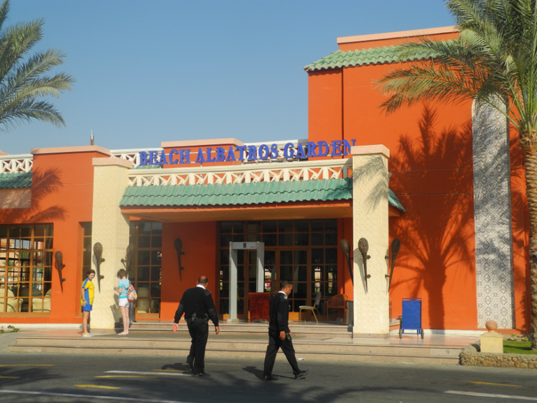 Beach Albatros Garden