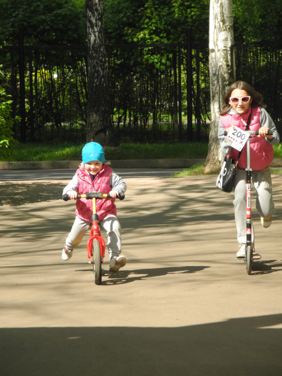 Весенняя беловелогонка в Сокольниках