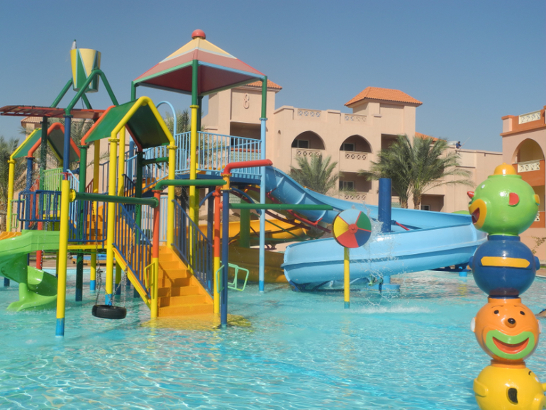 Beach Albatros Garden