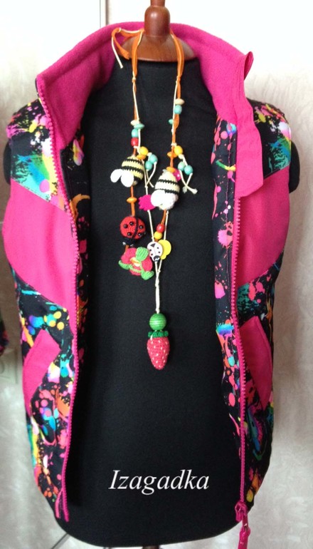 Жилеток много не бывает :)