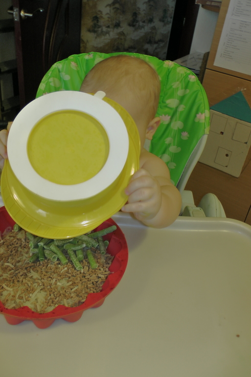 Макароны, запеченные с помидорами и сыром.