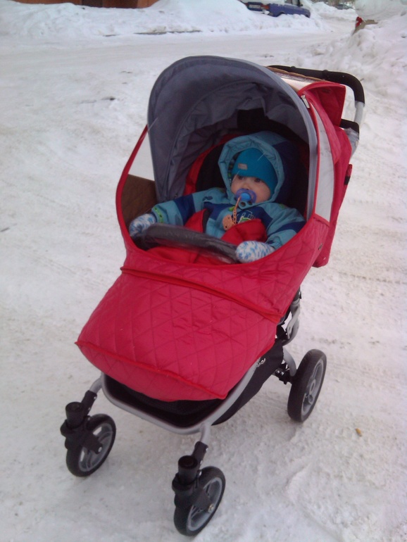 Приехал наш Снапик, прям к 8 марта))