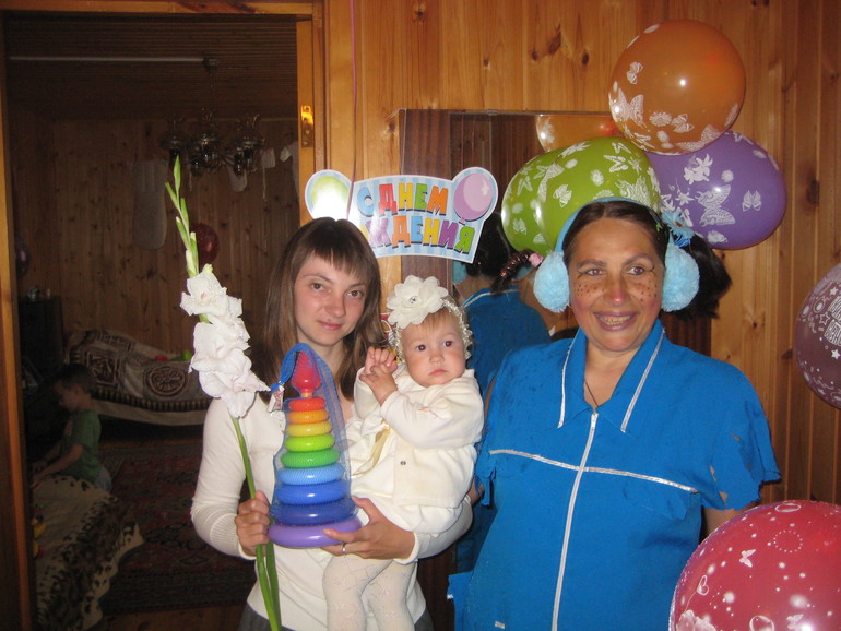 Запоздалый отчет о том, как мы отметили первый годик нашей любимой дочки Софии))))