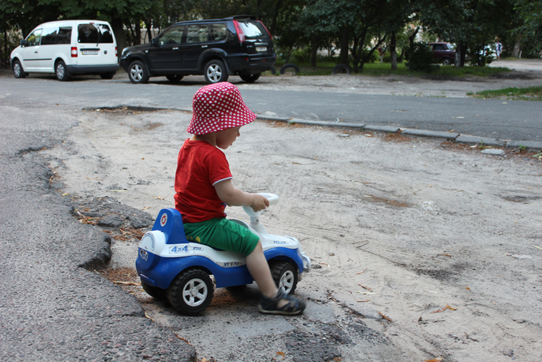 1 год и 7 мес