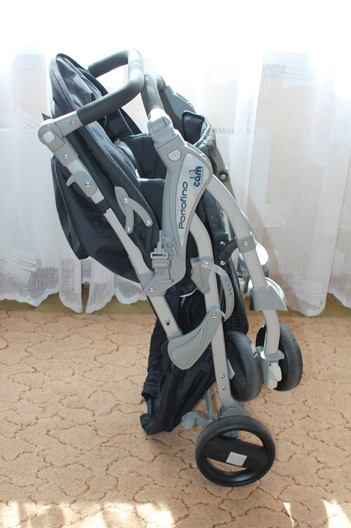 Продам коляску прогулочную Cam Portofino Б/У