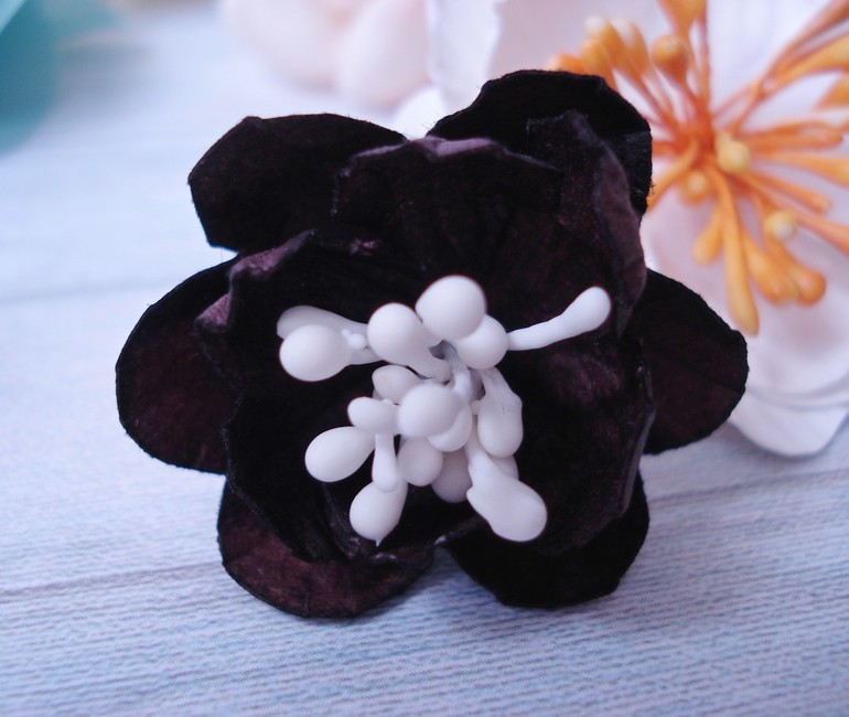 И мои самодельные цветы)