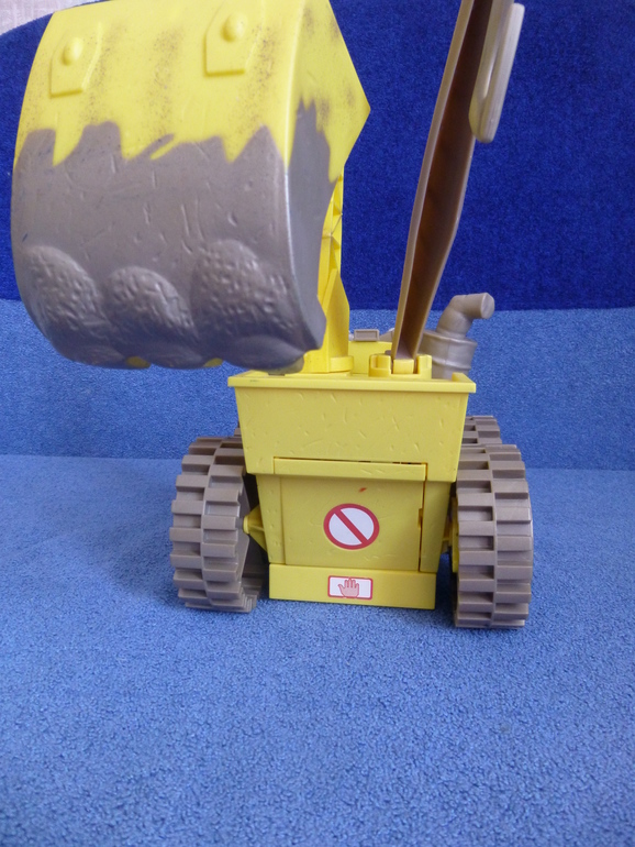 И так встречайте Screaming Banshee Tractor Diecast Car Eating M2281 (Disney Pixar Cars 2)