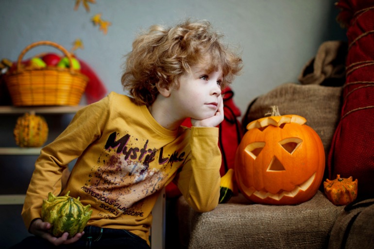 Осенняя фотосъемка в стиле Хеллуин. Фотостудия.