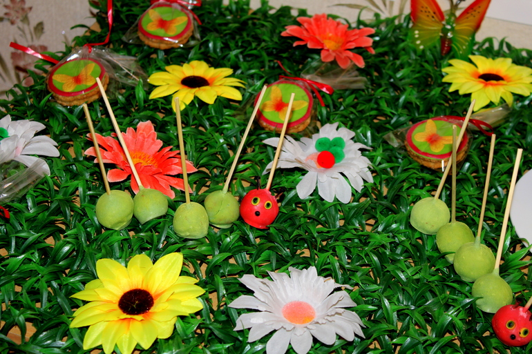 01.05.2014г. Настеньке 1,5 годика!!!