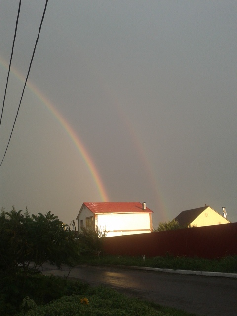 Две радуги на удачу)))