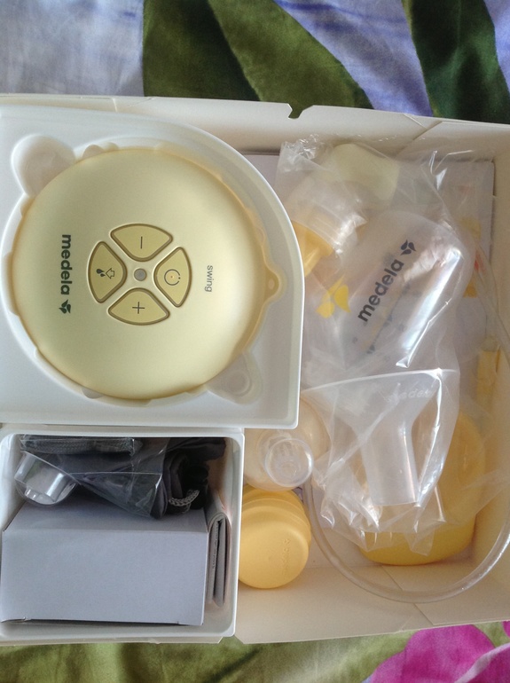 Продам молокоотсос Medela Swing