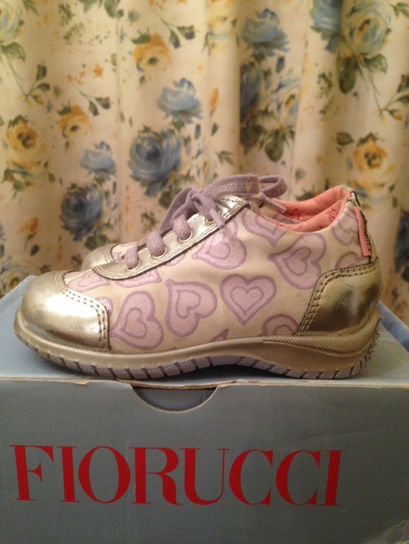 Кроссовки для девочки размер 20-22-23