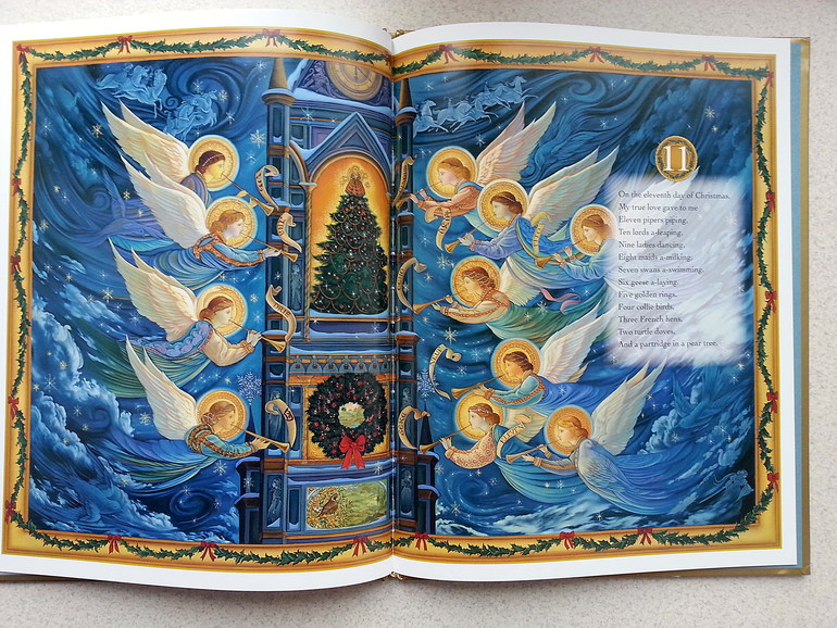 12 Дней Рождества.