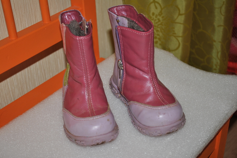 Пакет обуви на девочку зима-весна 20 и 22 р.