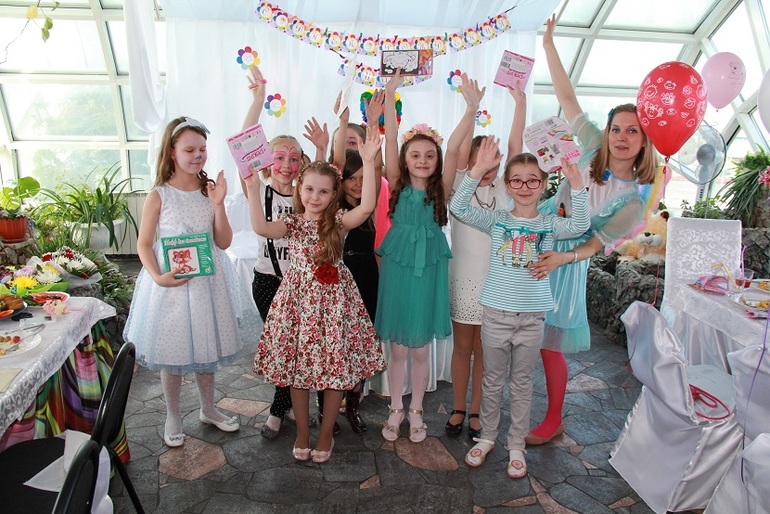 Наш День Рождения. Дианочке 9 лет