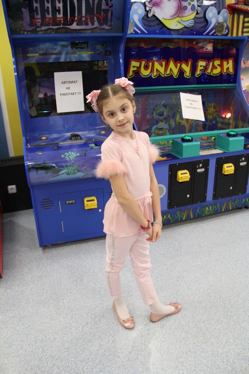 Артему 5 лет,наш день рождения