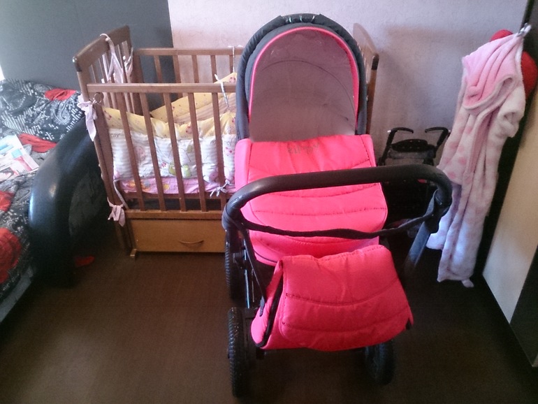 Продам коляску Tutis Zippy 2в1 Classic 5500 тысяч рублей