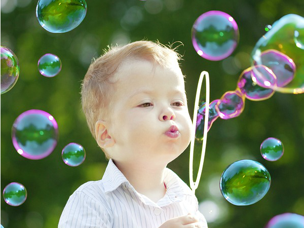 Как сделать мыльные пузыри в домашних условиях | Блог SmartyKids