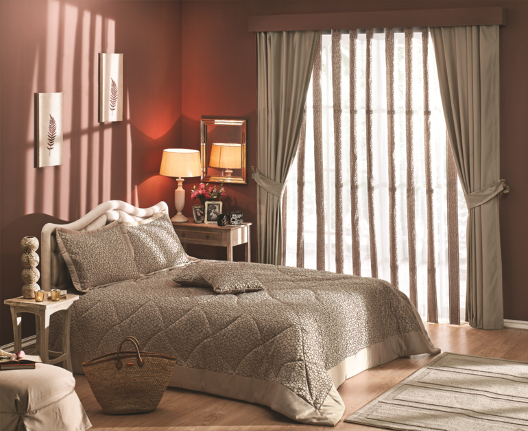 Шторы и покрывало T@C