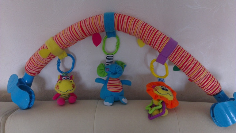 Отдам вещи для малыша