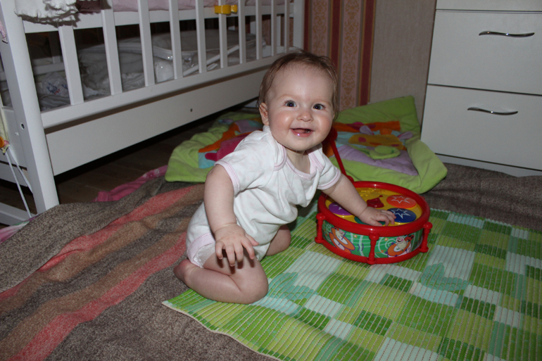 Ангелине полгода!!!!